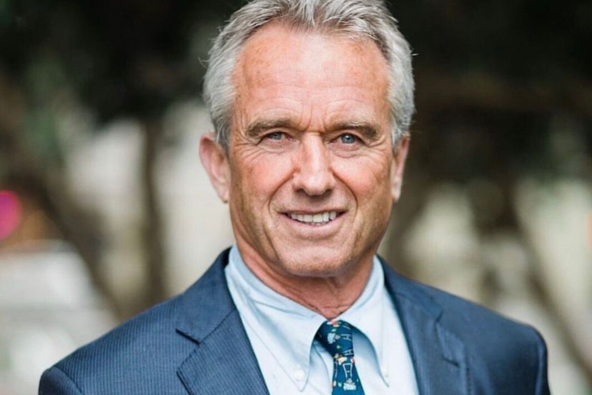 RFK Jr.'s shirtless bench press and pushup videos are having a