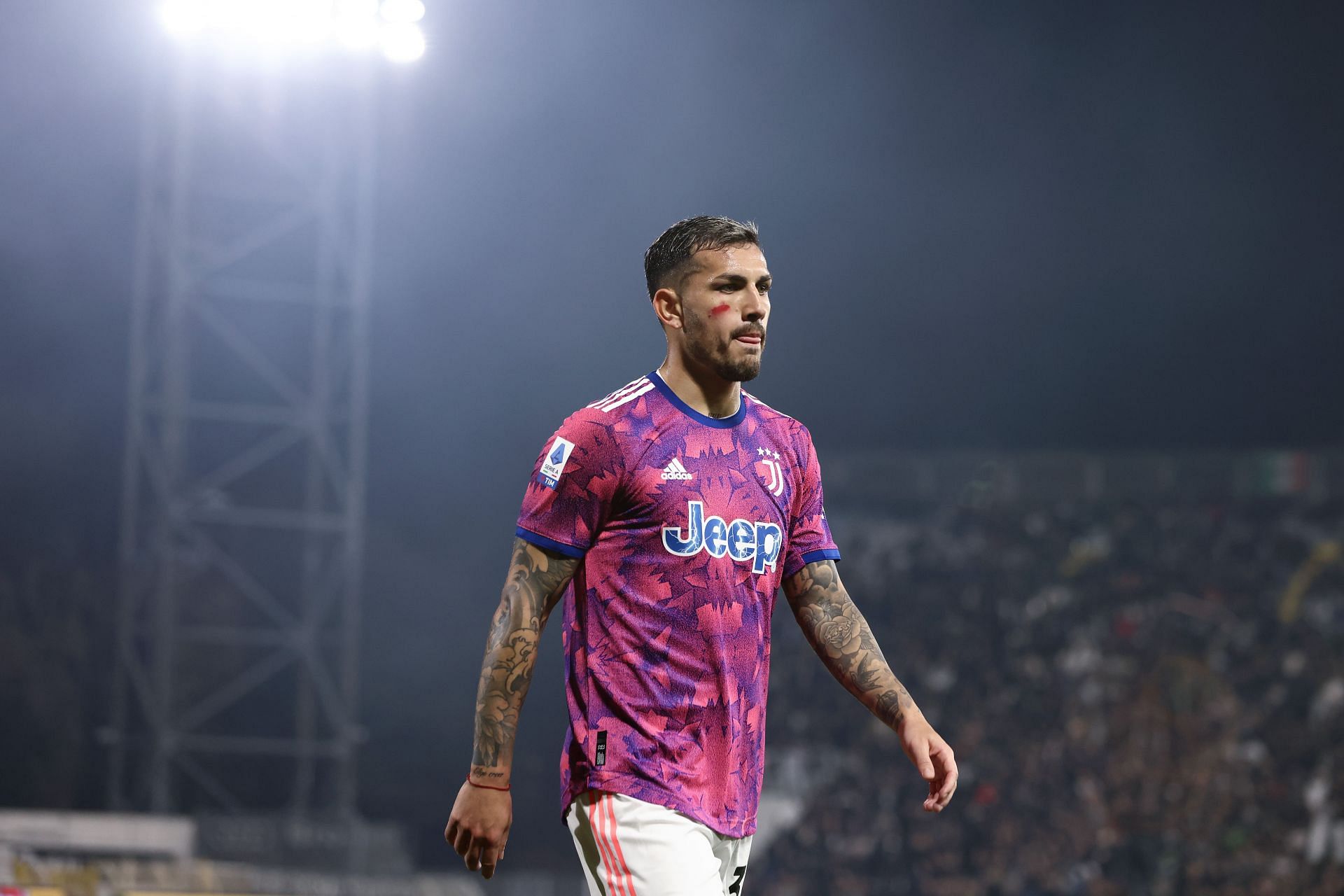 Leandro Paredes is willing to stay at the Parc des Princes.