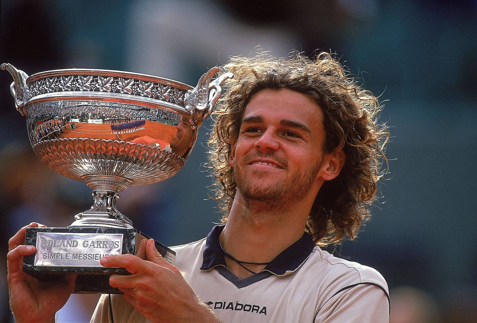 Gustavo Kuerten at the 2000 French Open.