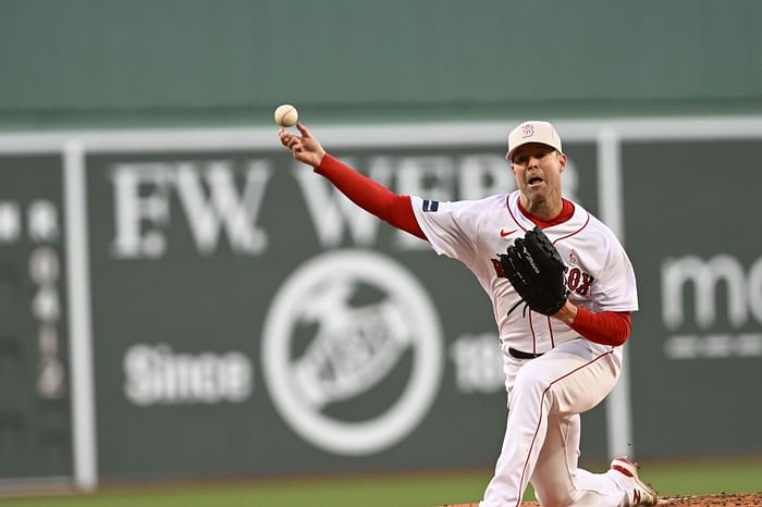 BREAKING* Red Sox SIGN Former Cy Young Winner!! 