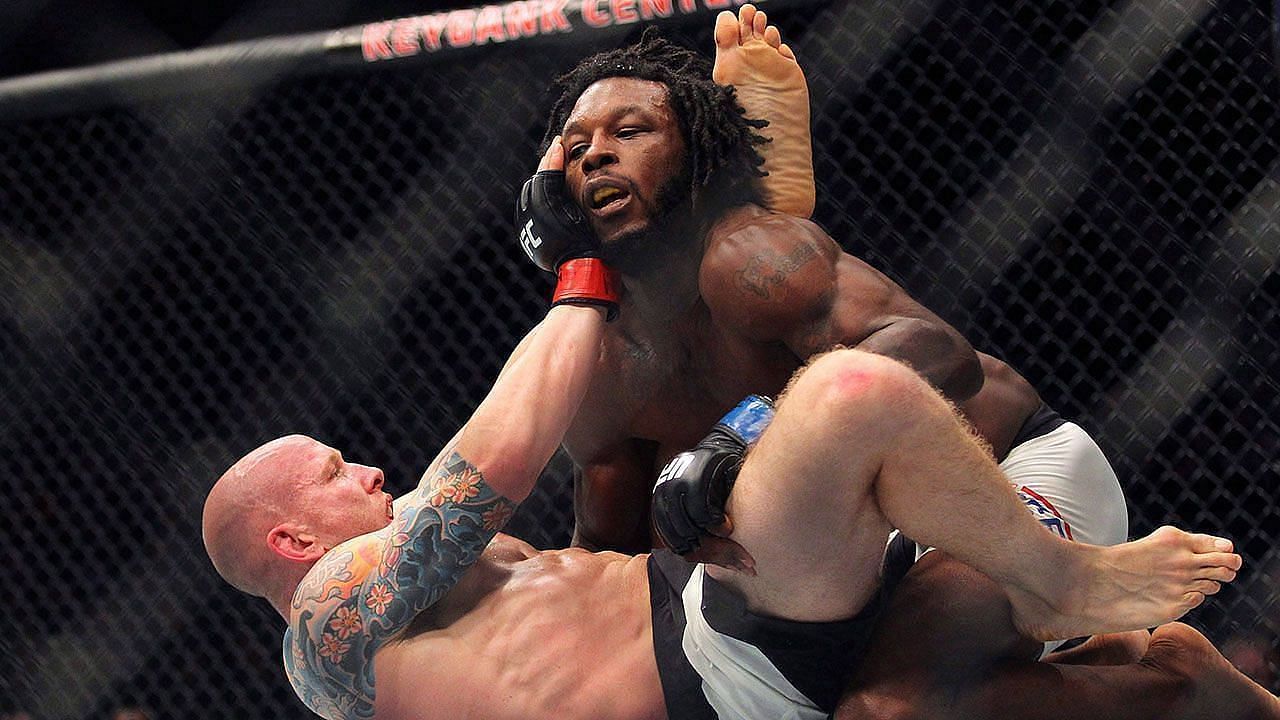 Josh Emmett vs. Desmond Green [Image: Jeffrey T. Barnes/AP]