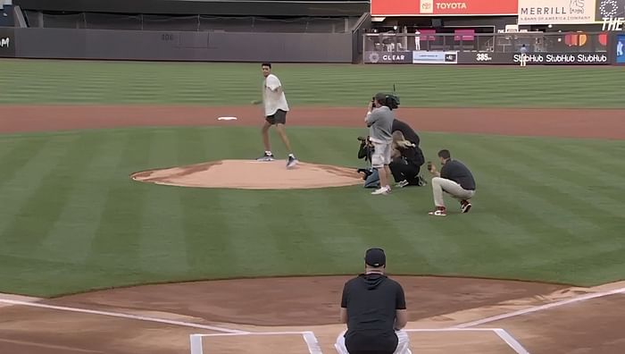 Victor Wembanyama throws out first pitch at Yankee Stadium