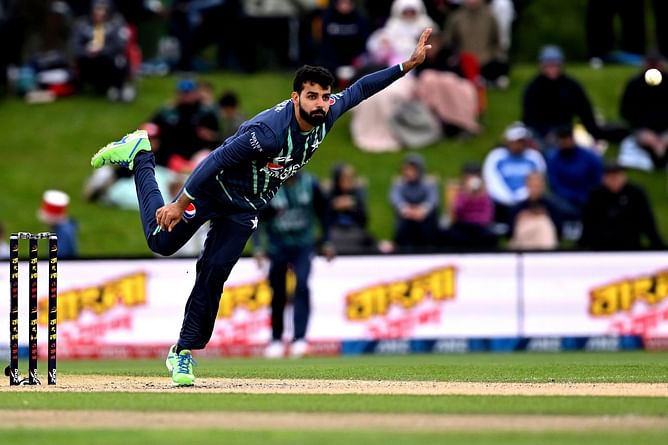 "If we win against India, and lose the World Cup, then there's no benefit" - Shadab Khan opens up on Pakistan's main priority