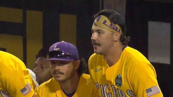 Alex Milazzo leaves College World Series Game 3 with apparent