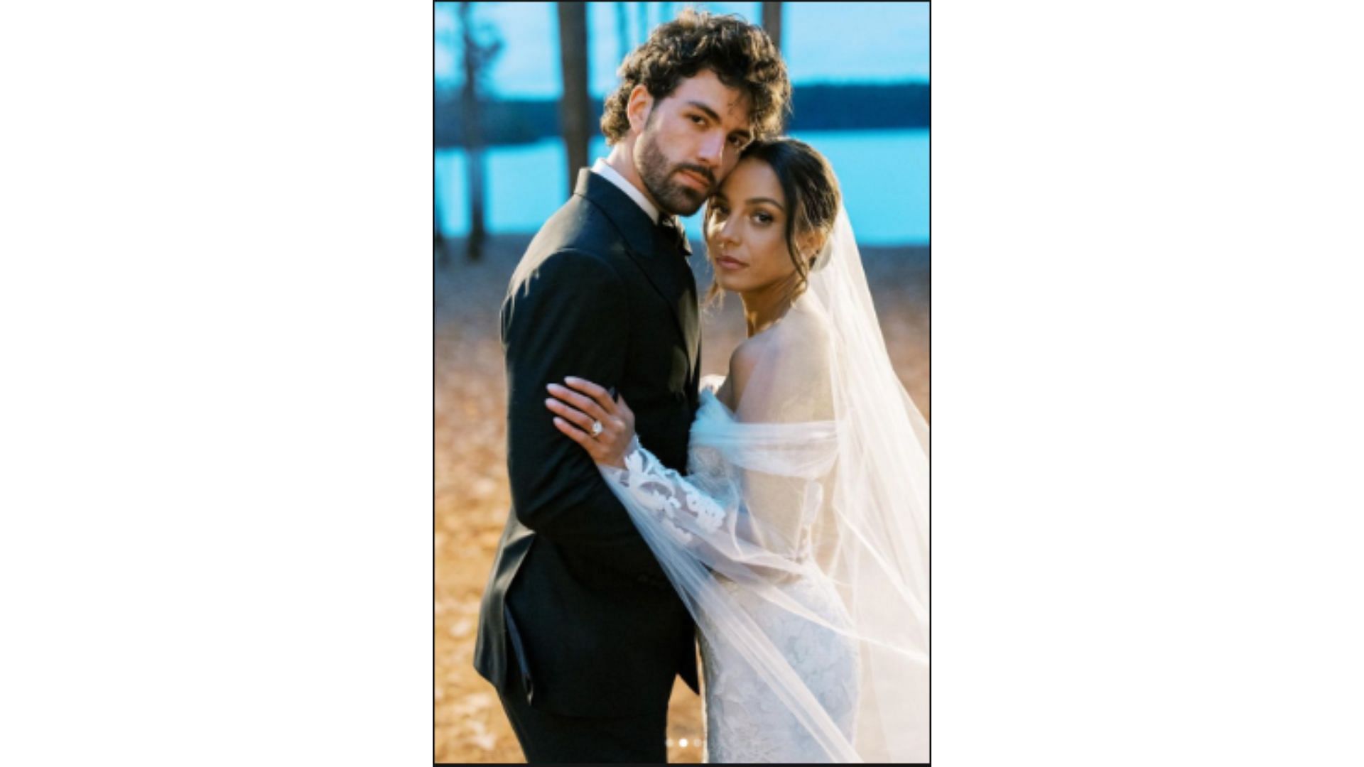 Dansby Swanson with his wife