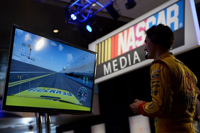 ‪All you need to know about the new NASCAR Arcade Rush video game to be released by GameMill Entertainment this year‬