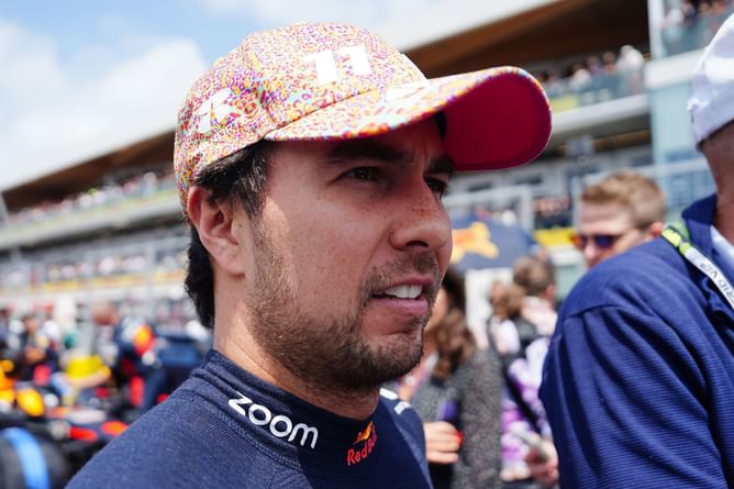 Sergio Perez criticized by former F1 world champion for a poor 2023 F1 Canadian GP