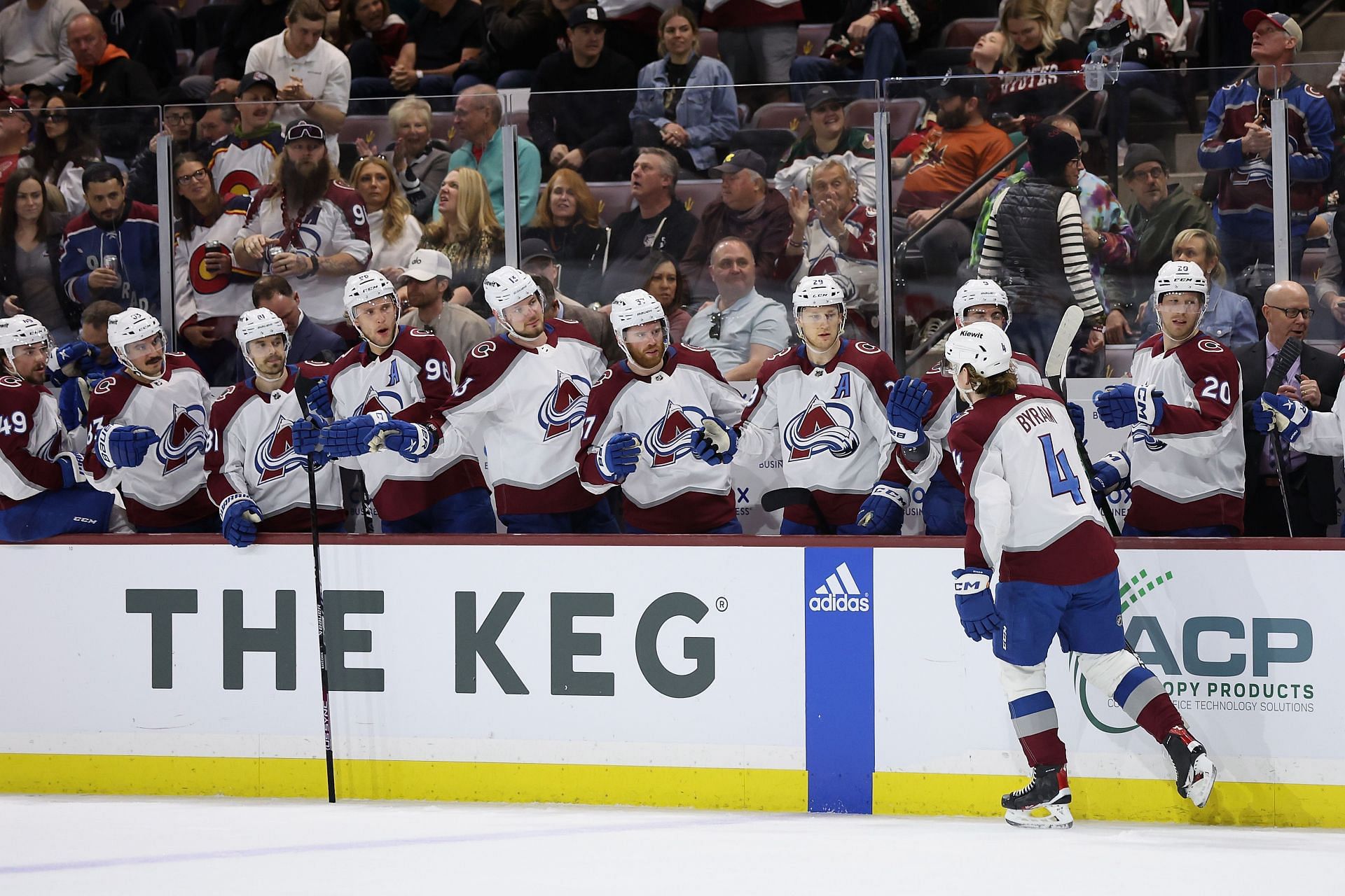 Colorado Avalanche v Arizona Coyotes