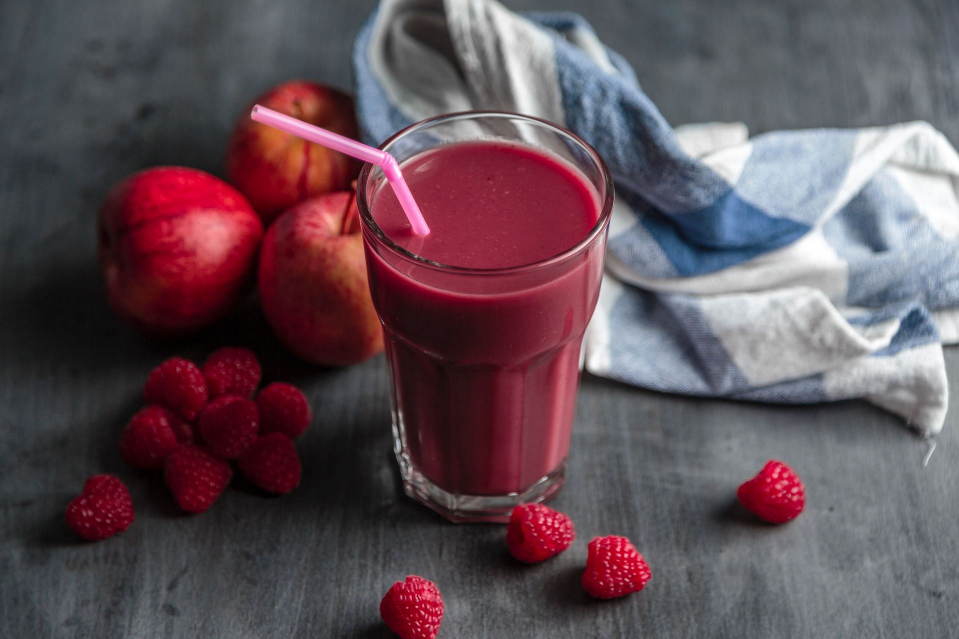 Benefits of prune juice- Helps in better digestion. (Image via Unsplash/ Franscesca Hotchin)