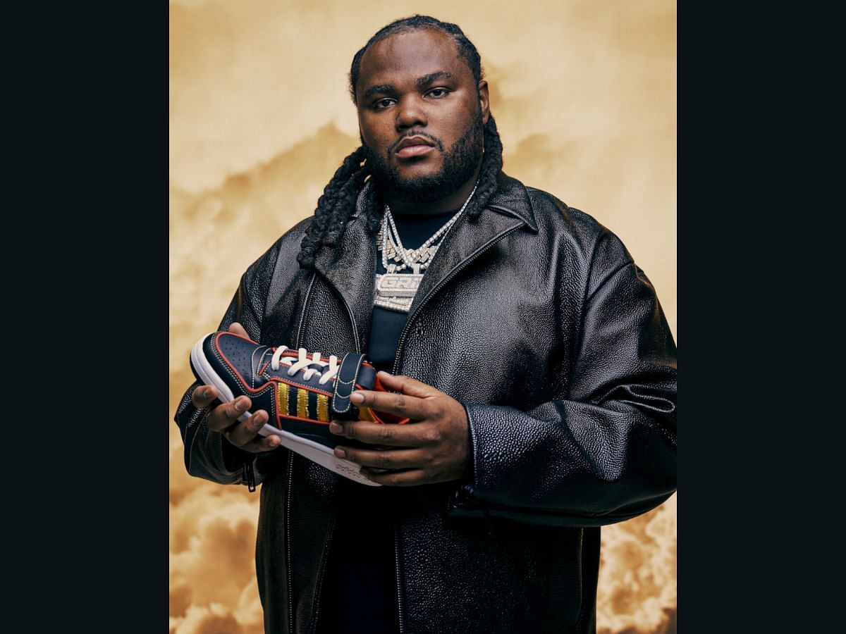 Tee Grizzley with Forum Low &ldquo;Dodge Hornet&rdquo; sneakers (Image via SN)