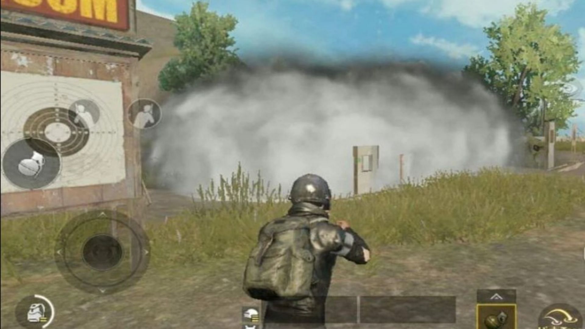 Use smoke grenades to heal and revive teammates (Image via Krafton)