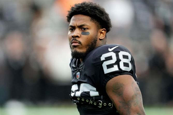 Raiders RB Josh Jacobs gets cryptic on Twitter as contract standoff continues with franchise
