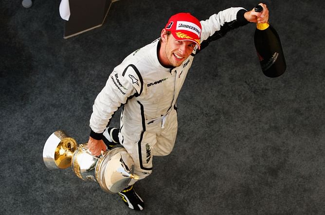 Former F1 champion Jenson Button set to return to racing full-time