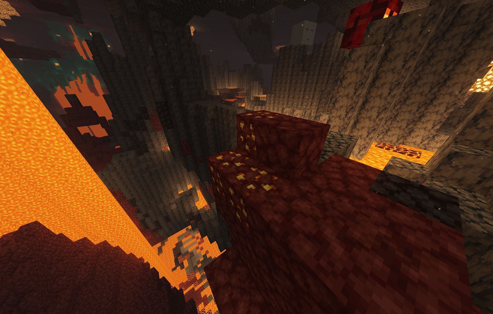 Gold formation in the Nether (Image via Mojang)