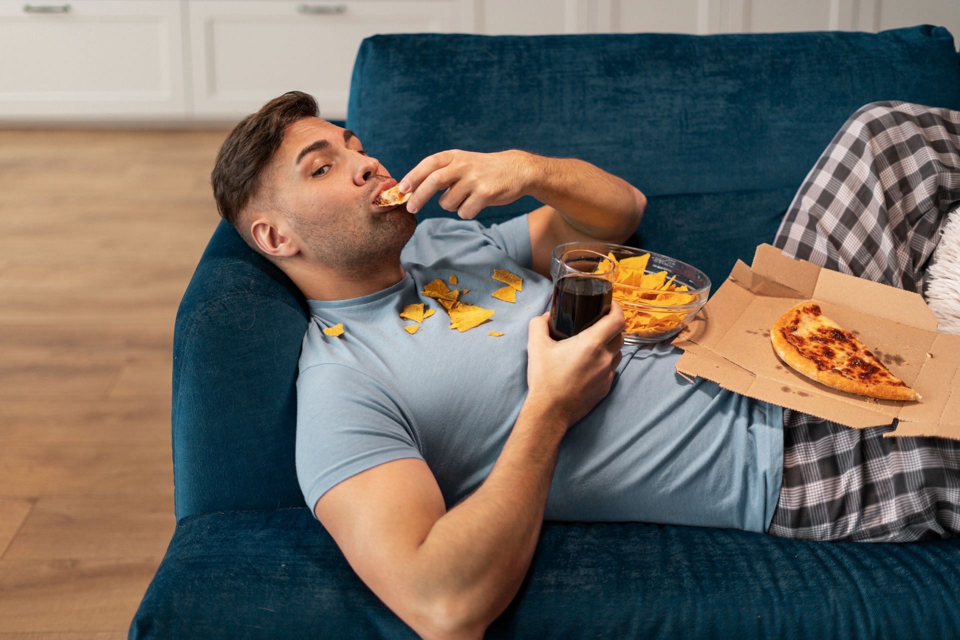 It is important to be aware of the disorder and the effects on your relationship with food. (Image via Freepik/ Freepik)