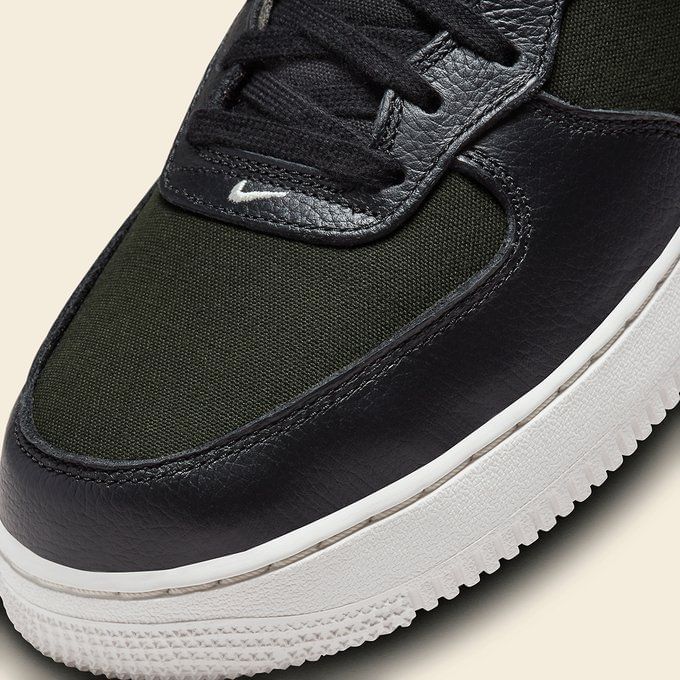 womens nike air force 1 black and pink