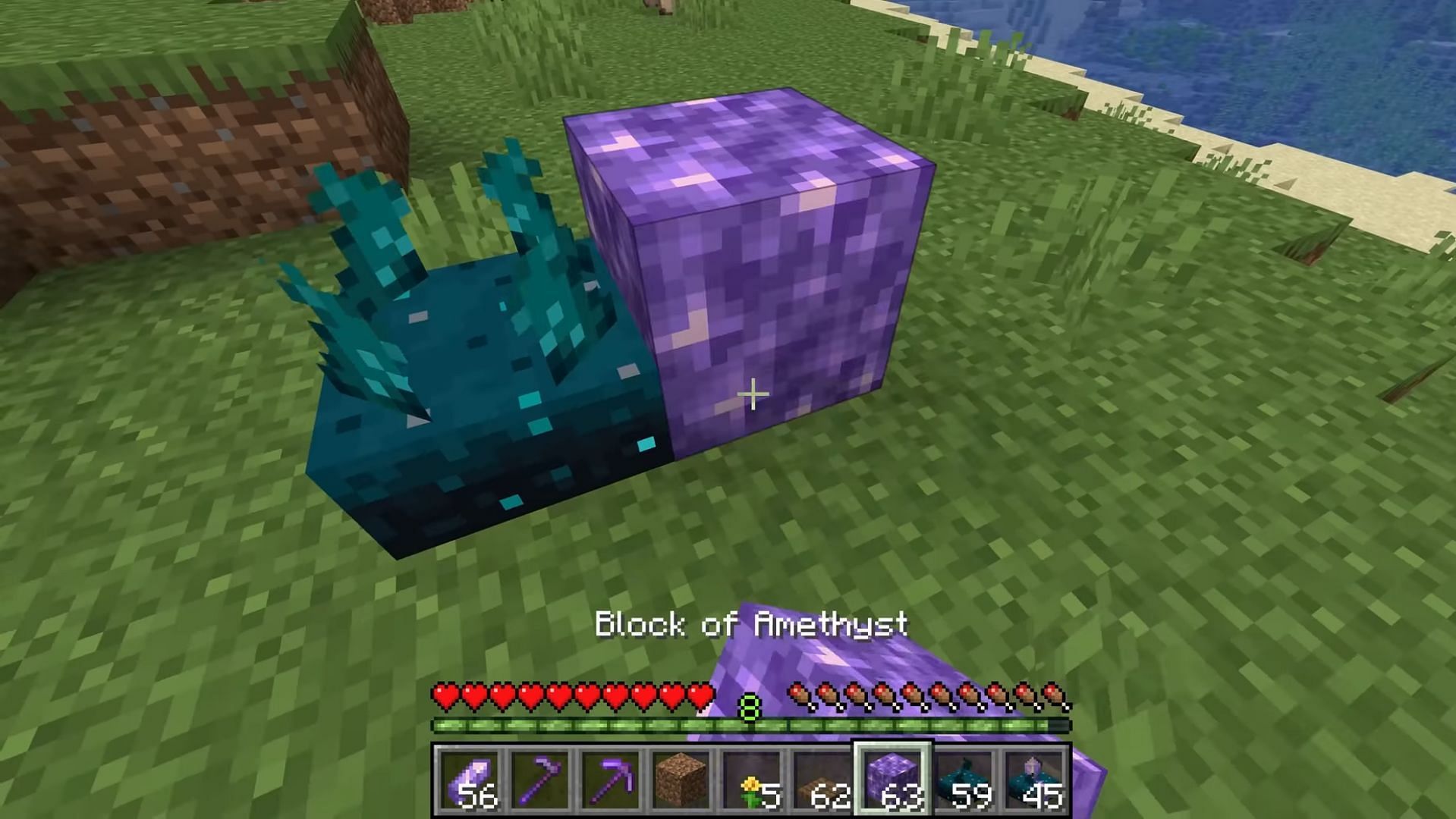 Block of amethyst preserves the vibration signal sent by sculk sensor in Minecraft 1.20 update (Image via Mojang)