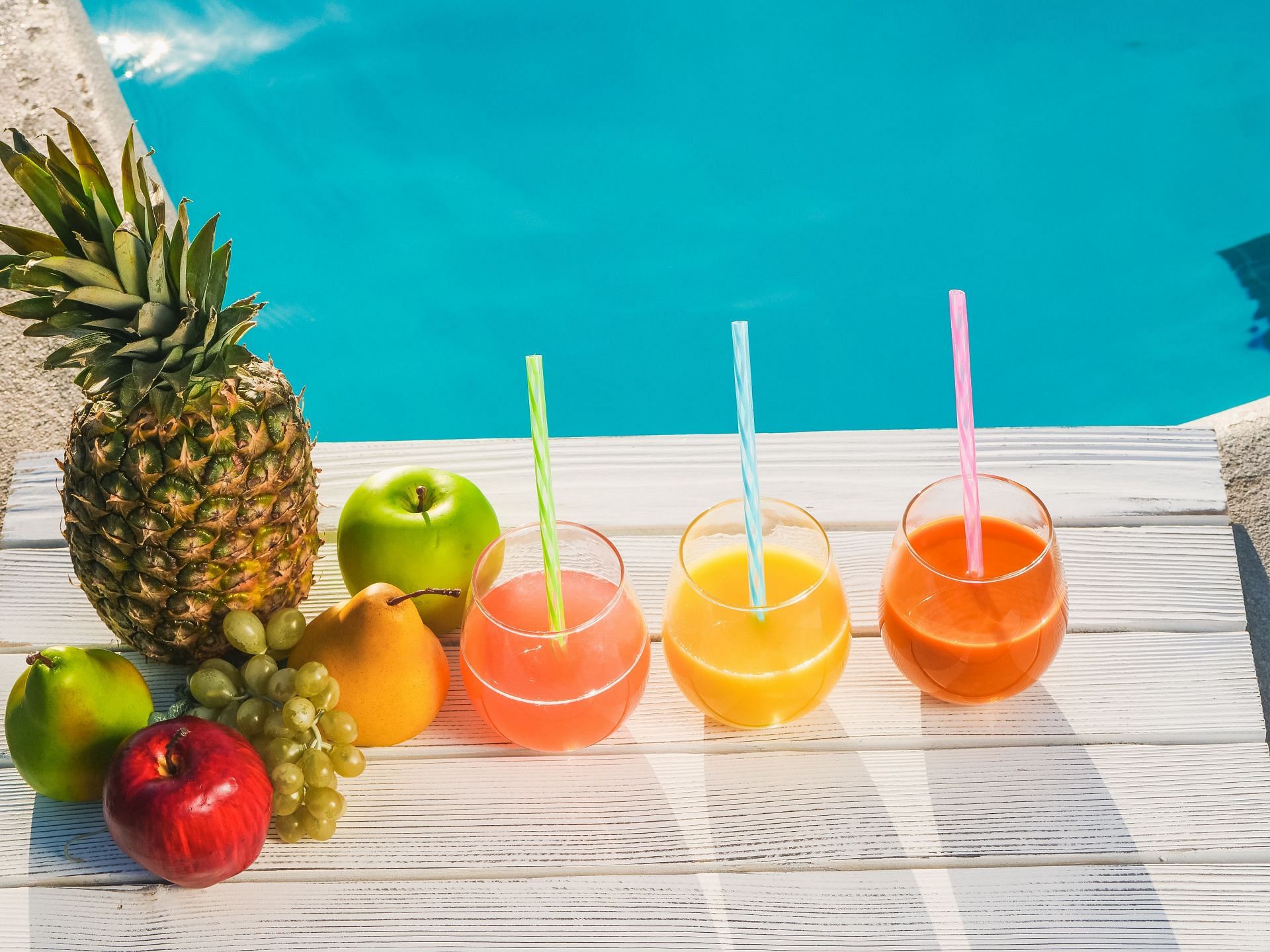 Fruit juices (Image via Pexels)