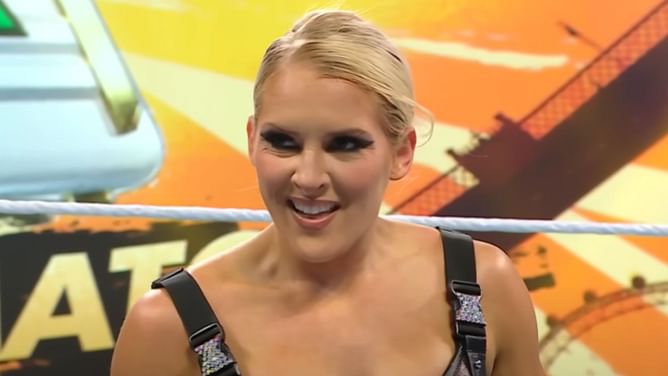 WWE legend doesn't watch SmackDown much due to Lacey Evans (Exclusive)