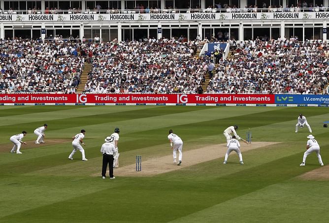 "You might see in under-12s sort of stuff" - Allan Border on England's 'odd' field placings in the 1st Ashes Test
