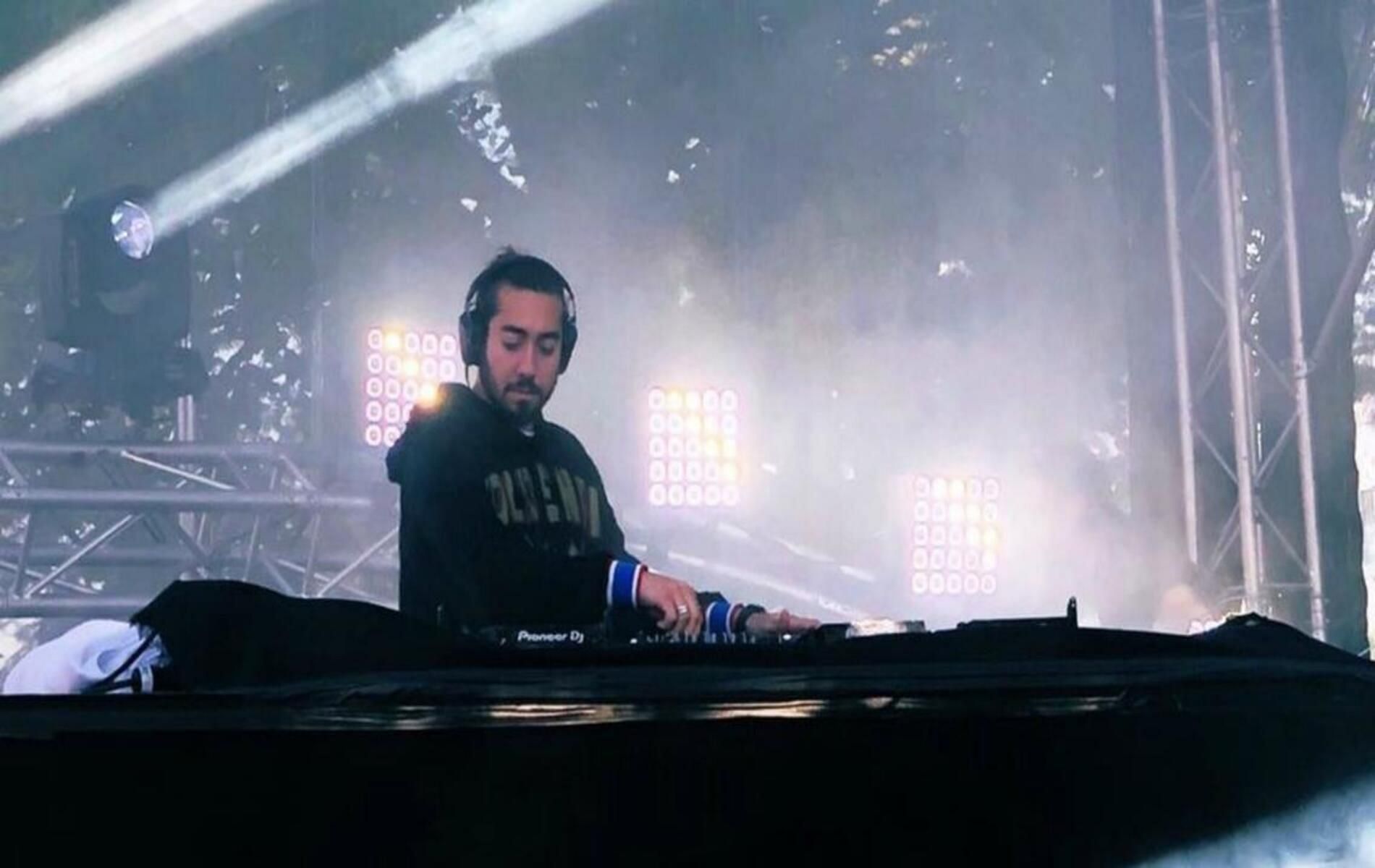 DJ Mika Zibanejad throwing down at Lollapalooza Stockholm 🎧 🎥:  @lollapaloozase