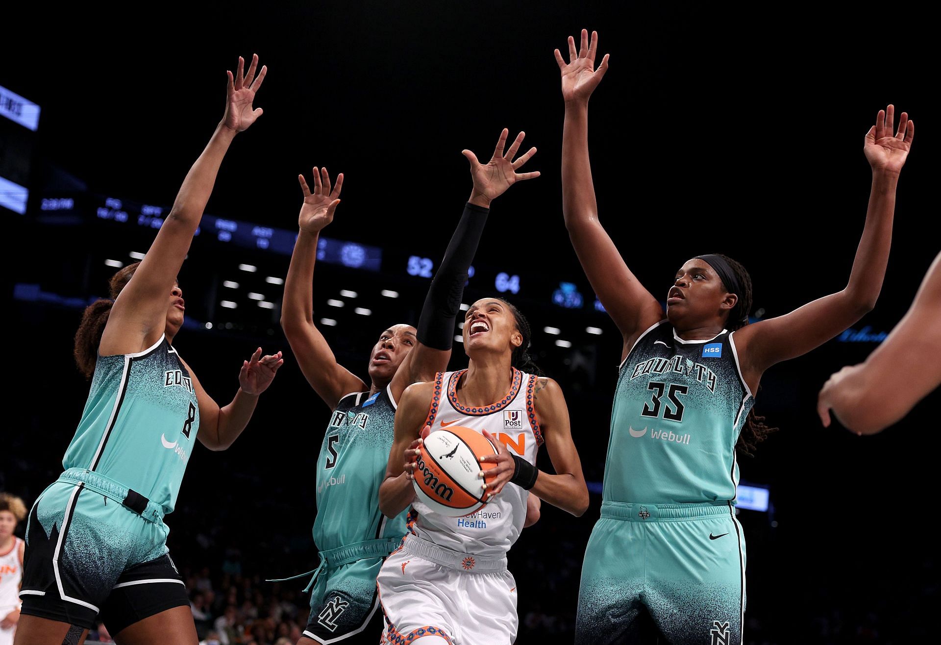 Connecticut Sun v New York Liberty