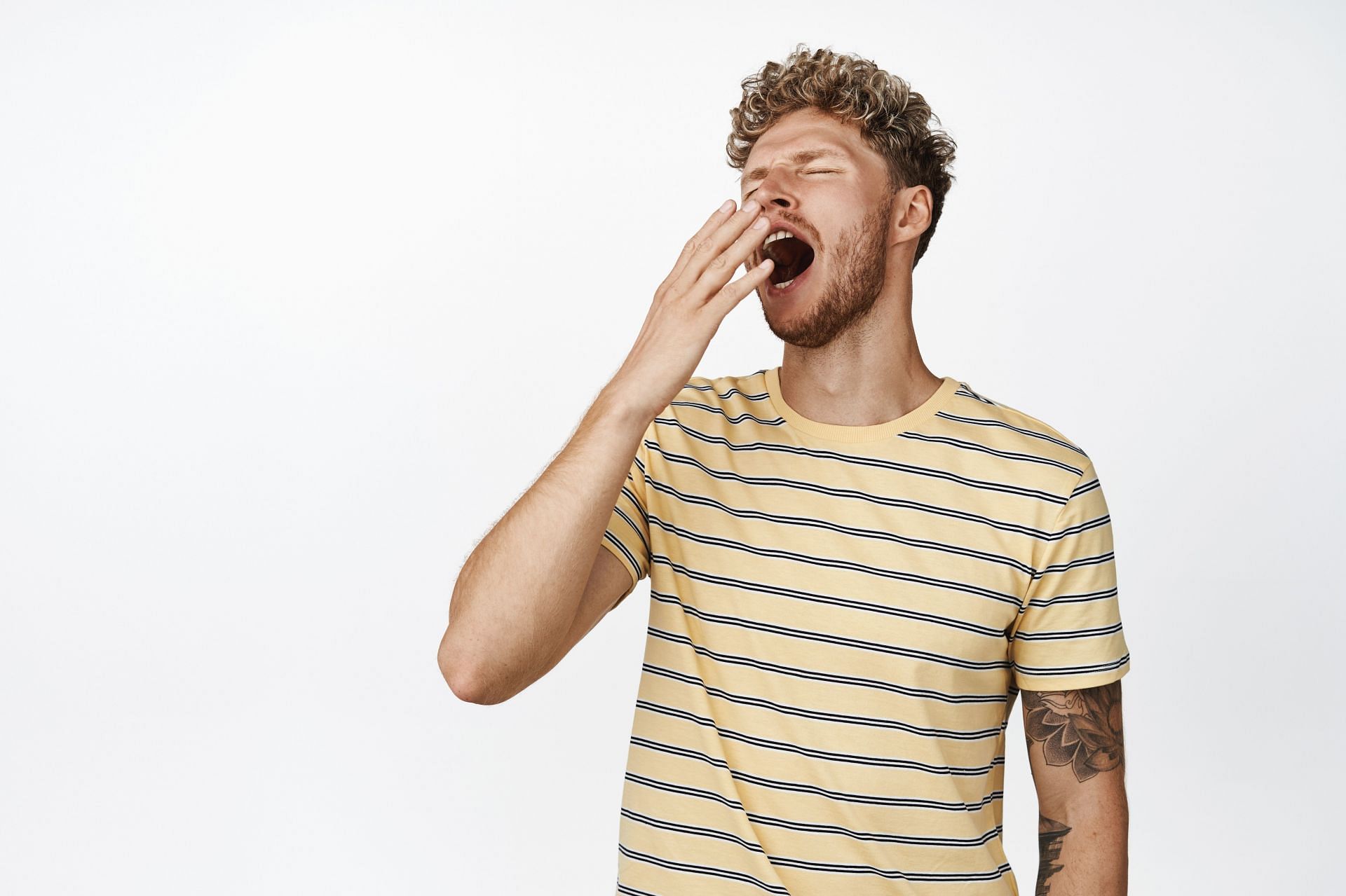 A person with these traits is likely to show a low yawning. (Image via Pexels/Cottonbro studio)