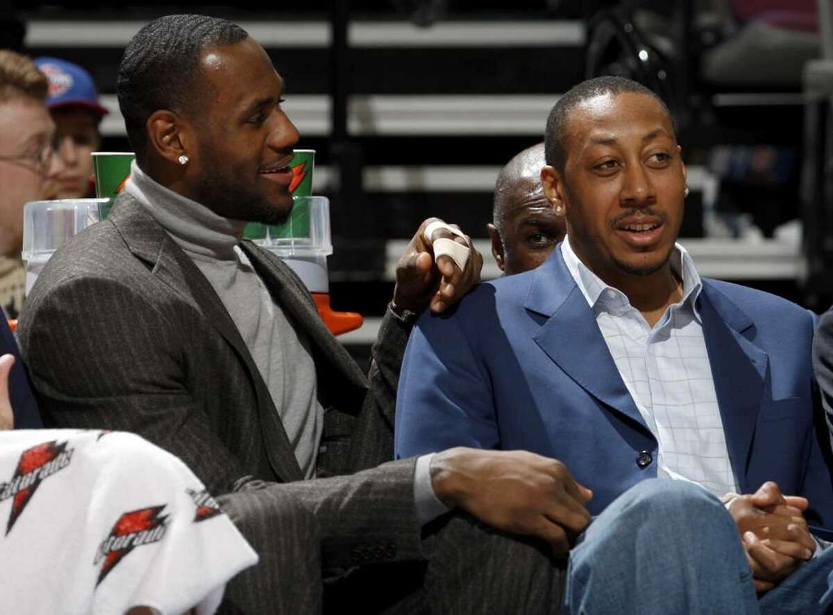 Former Cleveland Cavaliers teammates LeBron James and Donyell Marshall