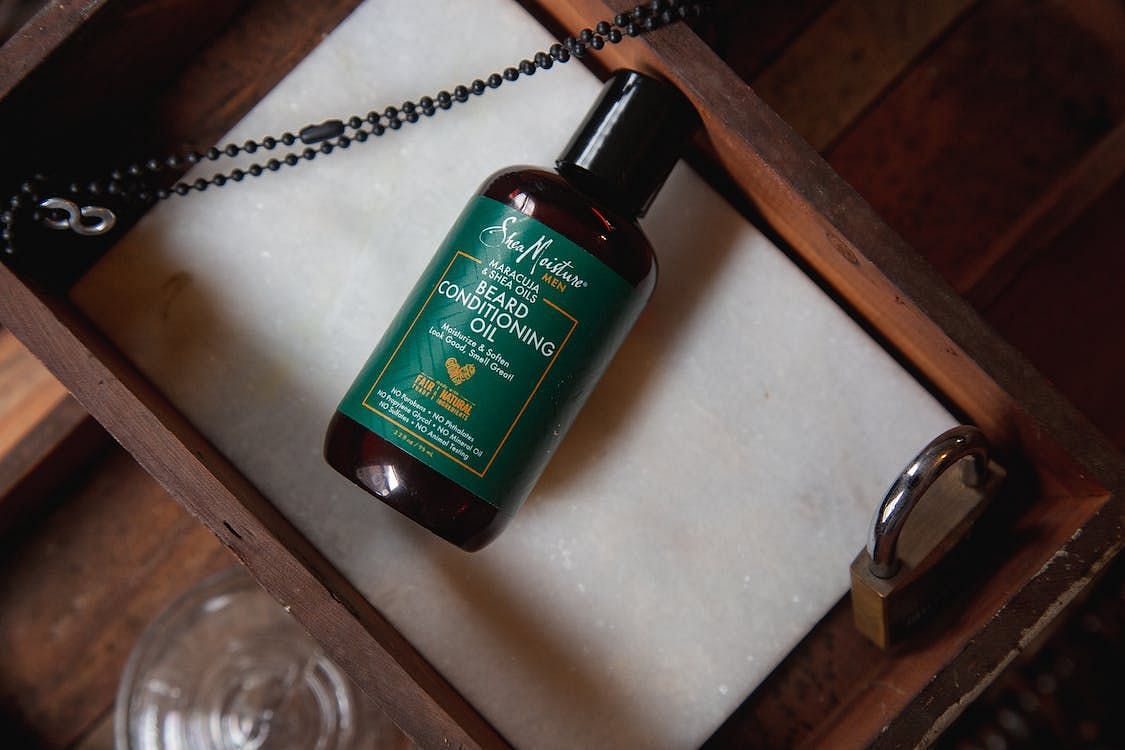 Beard oil relieves these discomforts by softening the beard hairs and soothing the skin. (Leef Parks/ Pexels)