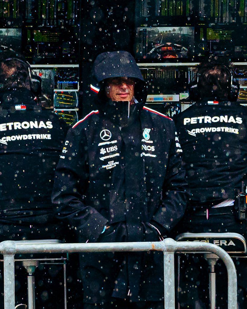 Darth Toto in the Mercedes Pitwall