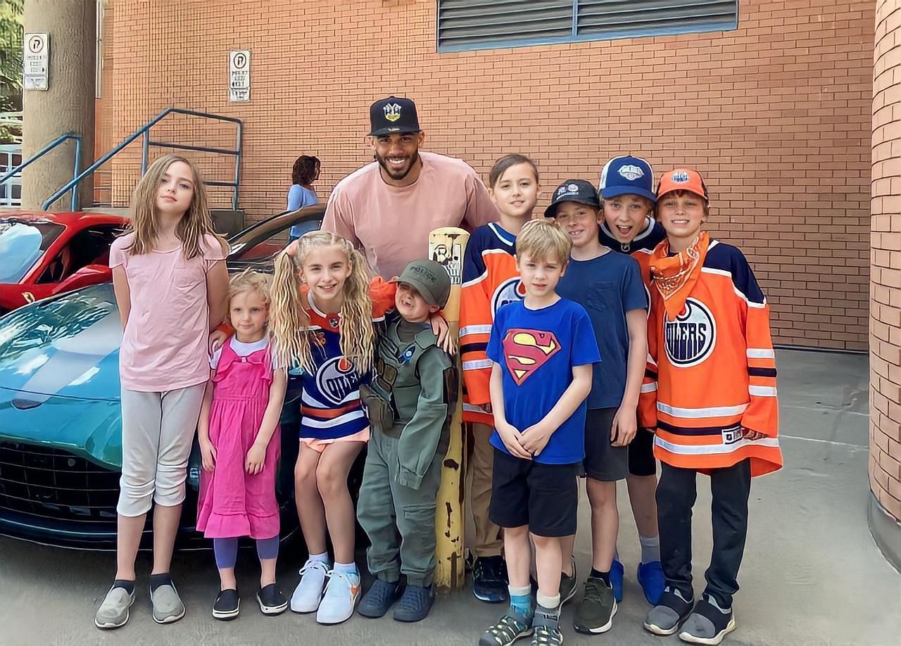 Evander Kane's Instagram Story regarding young Oilers fan's