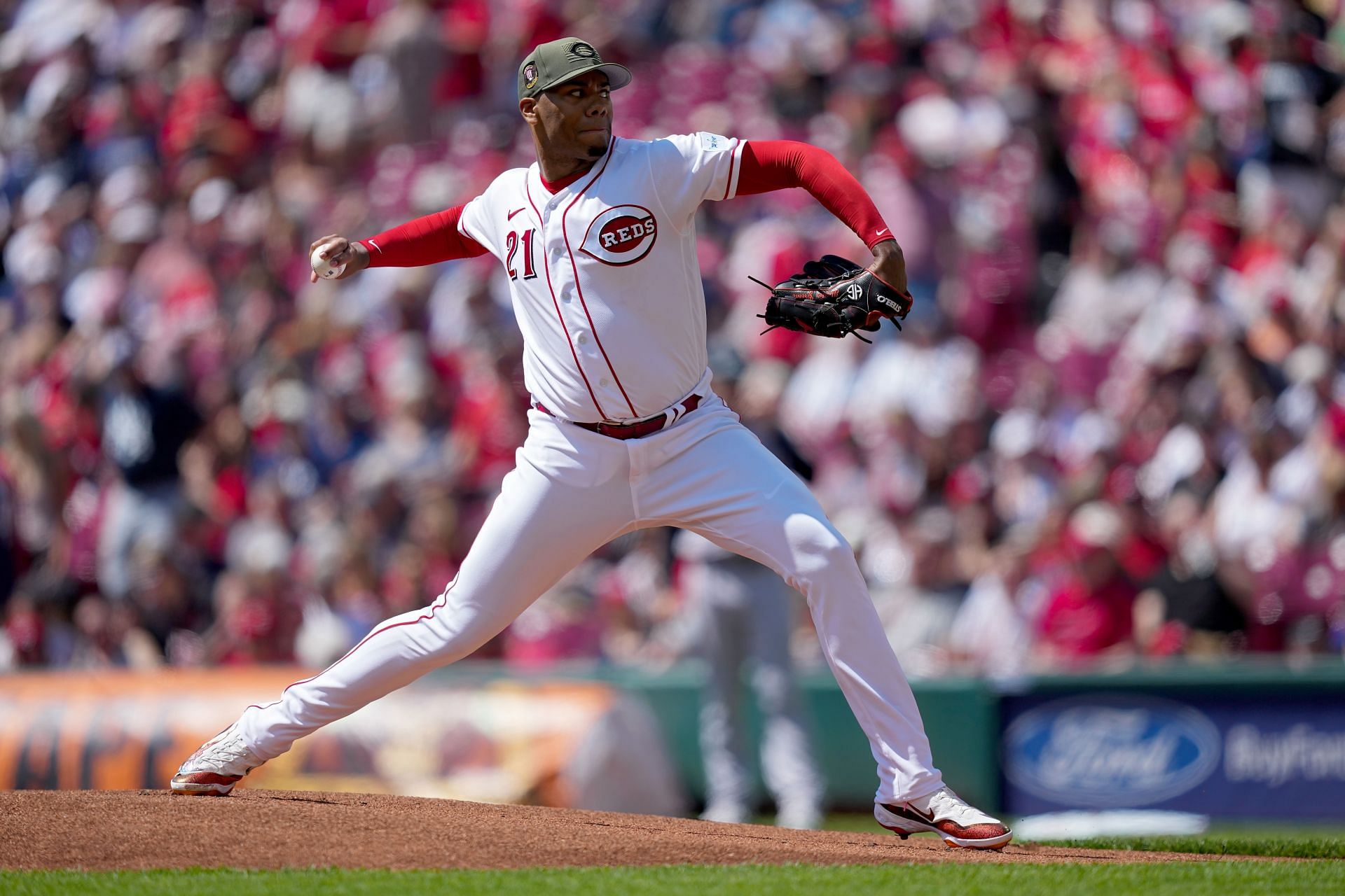 Pitcher Hunter Greene signs $53M deal with Cincinnati Reds 