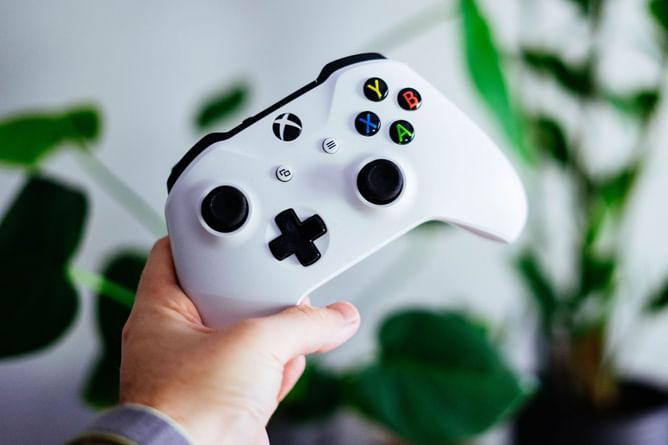 How to use the Xbox Accessories app on Windows 11