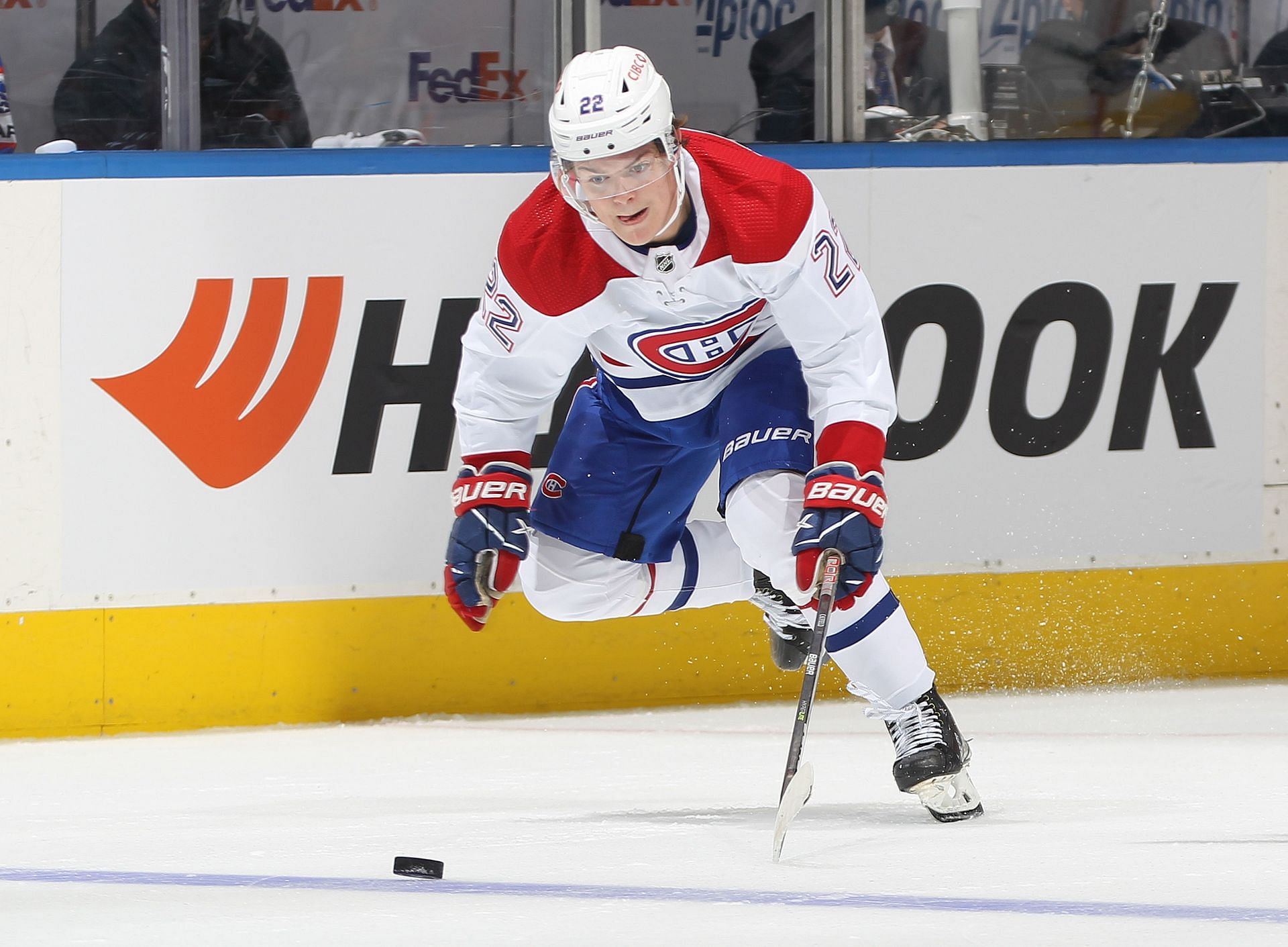 Caufield, Canadiens agree to eight-year extension