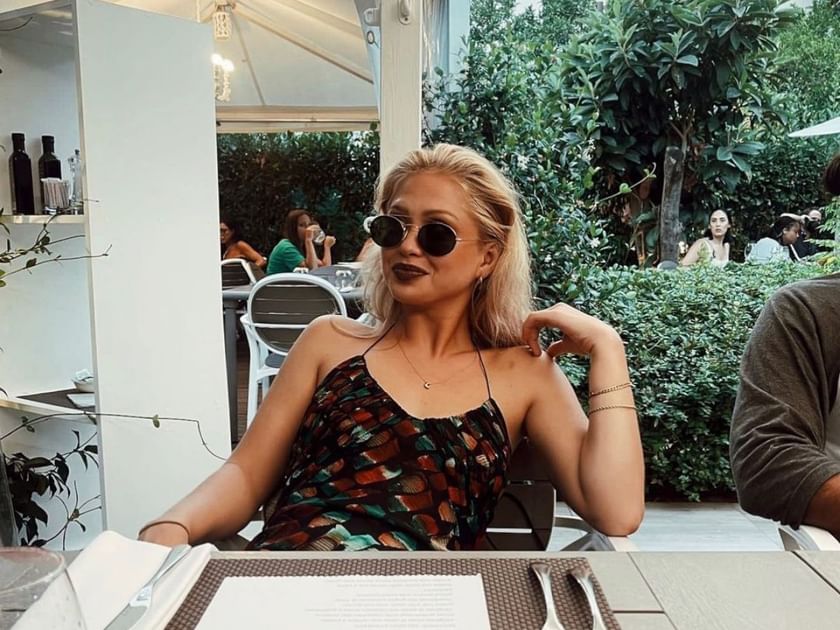 Who did Mads Herrera choose between Gary King and Alex Propson? Below