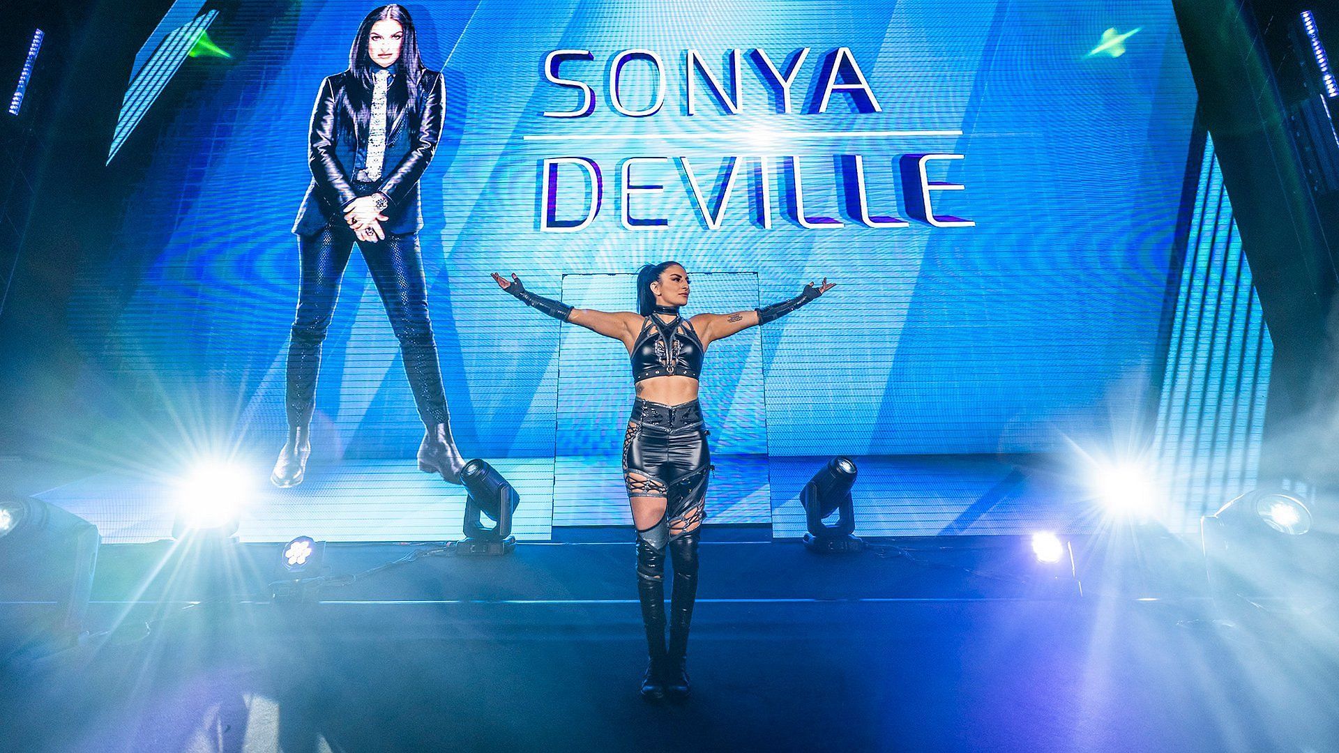 Sonya Deville