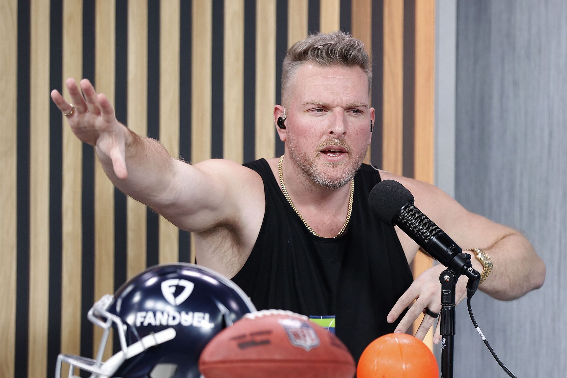 Pat McAfee is taking his popular eponymous show to ESPN - image via Getty
