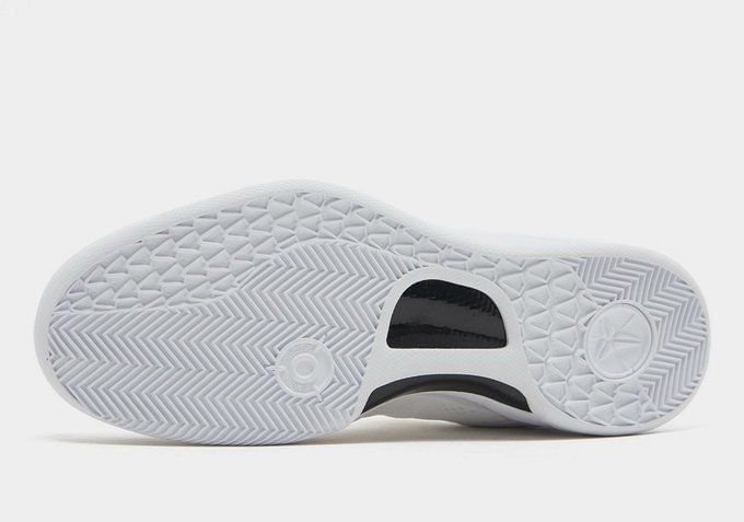 kobe shoes re release