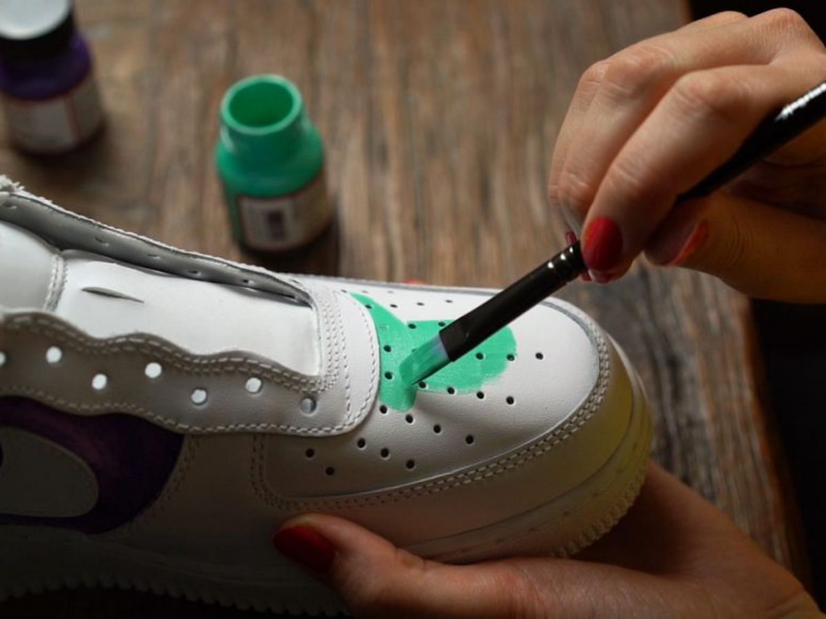 5 DIY hacks to customize sneakers at home (Image via Sneakerheads)