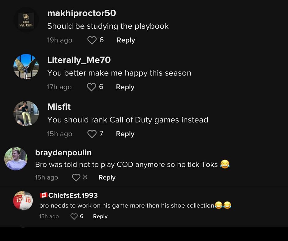 Fans comment on the QB needing to look at the playbook. Credit: Kyler Murray&#039;s TikTok