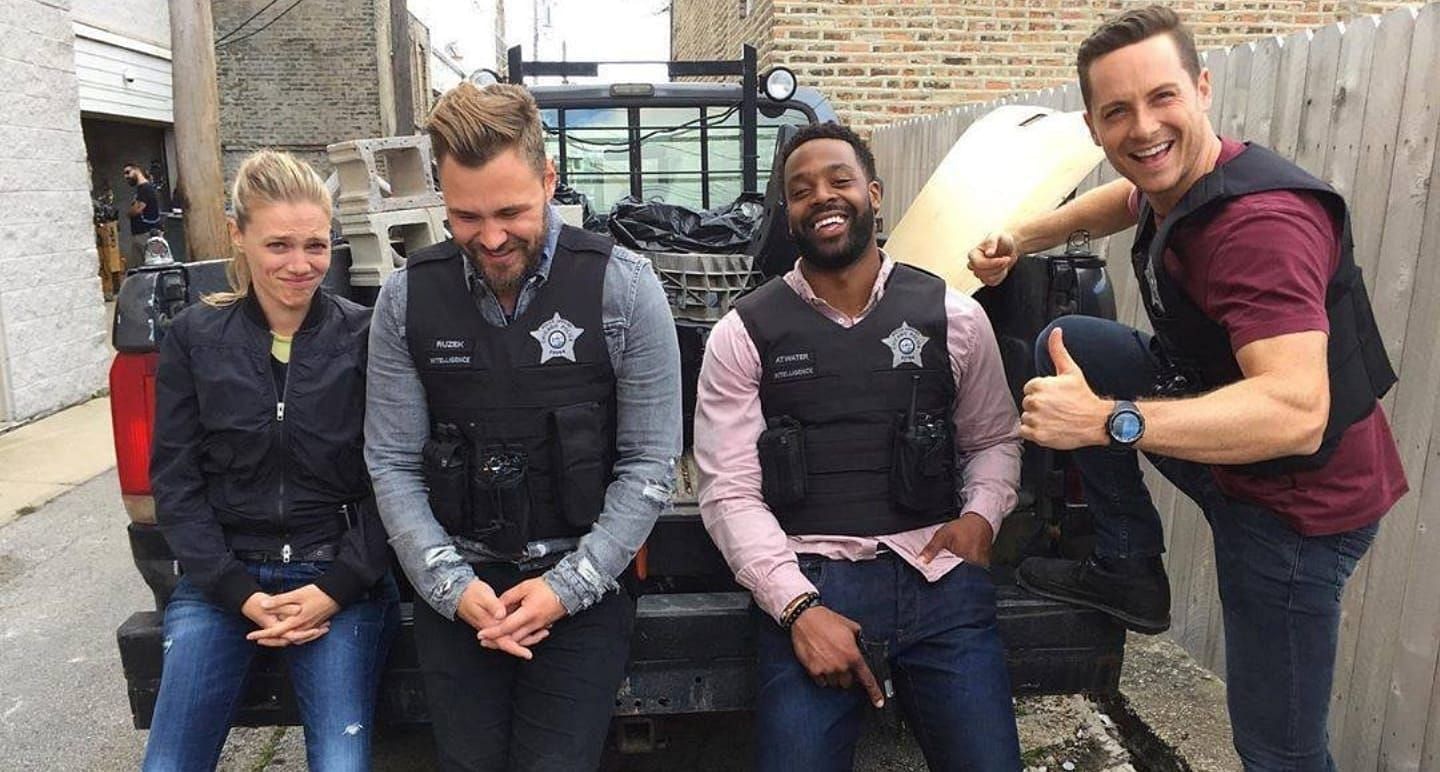 Who is in the cast of Chicago P.D.?