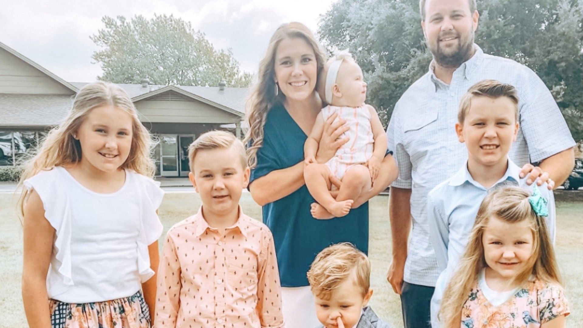 Anna and Josh Duggar ( Image via Anna Duggar/Twitter)