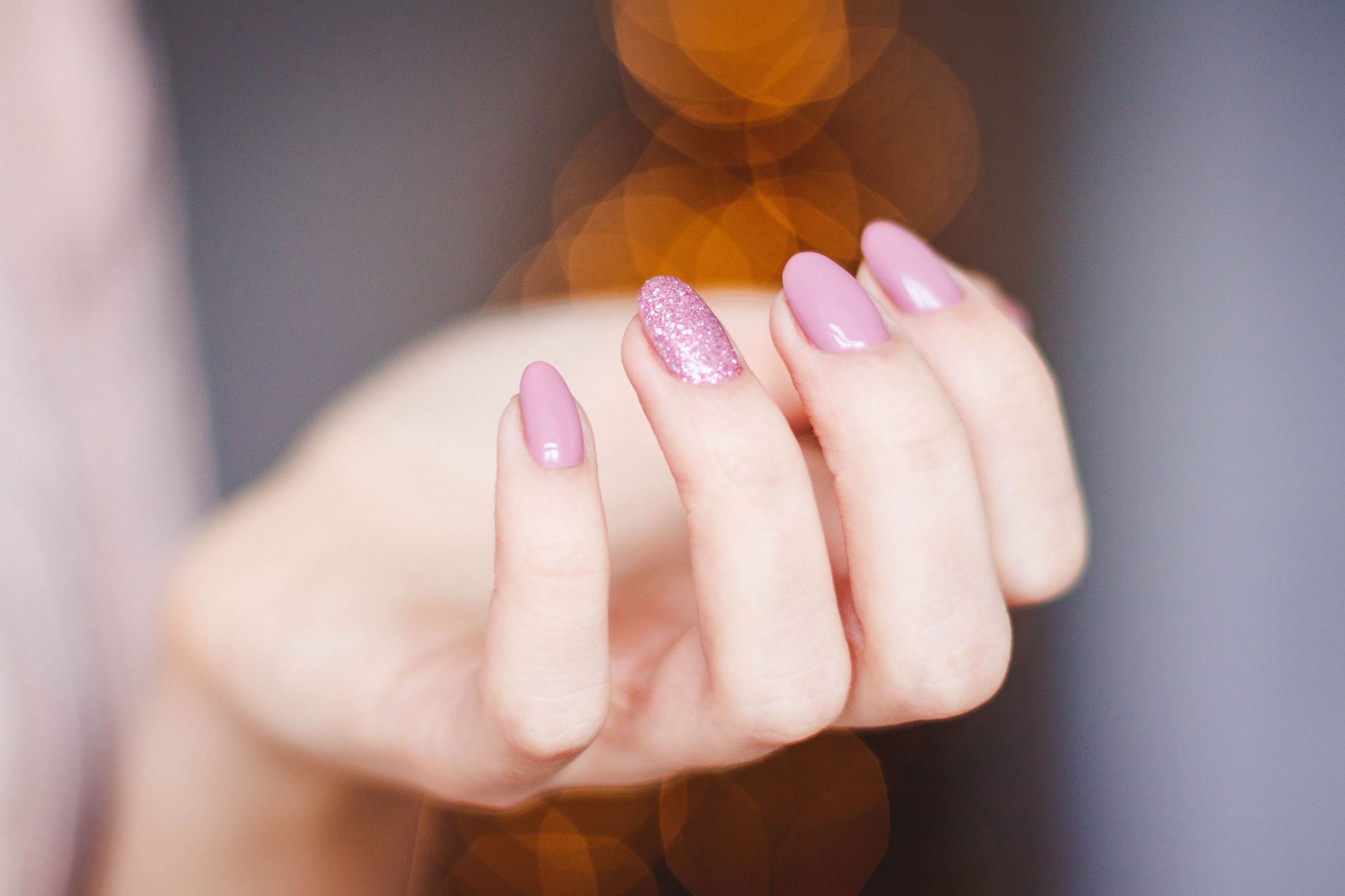 Brittle nails are prone to breaking easily. (Image via Pexels/ Valeria Boltneva)