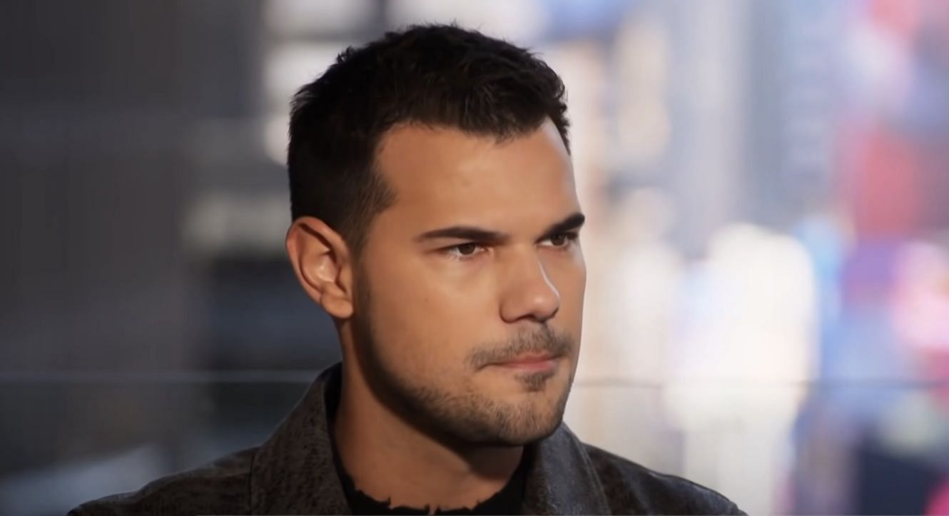 Taylor Lautner (Image via NBC)