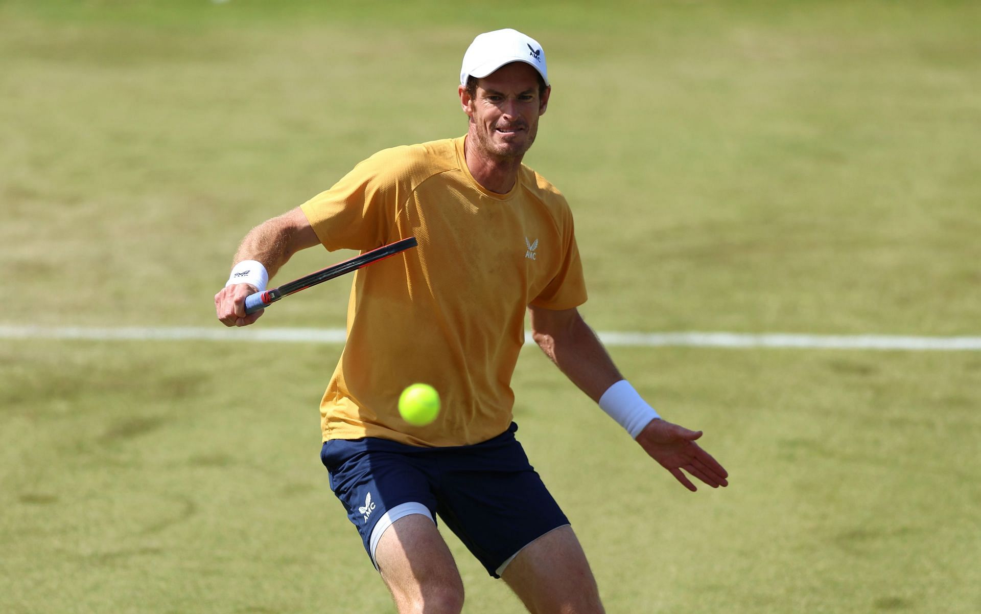 Andy Murray won his opening match at the Lexus Surbiton Trophy.