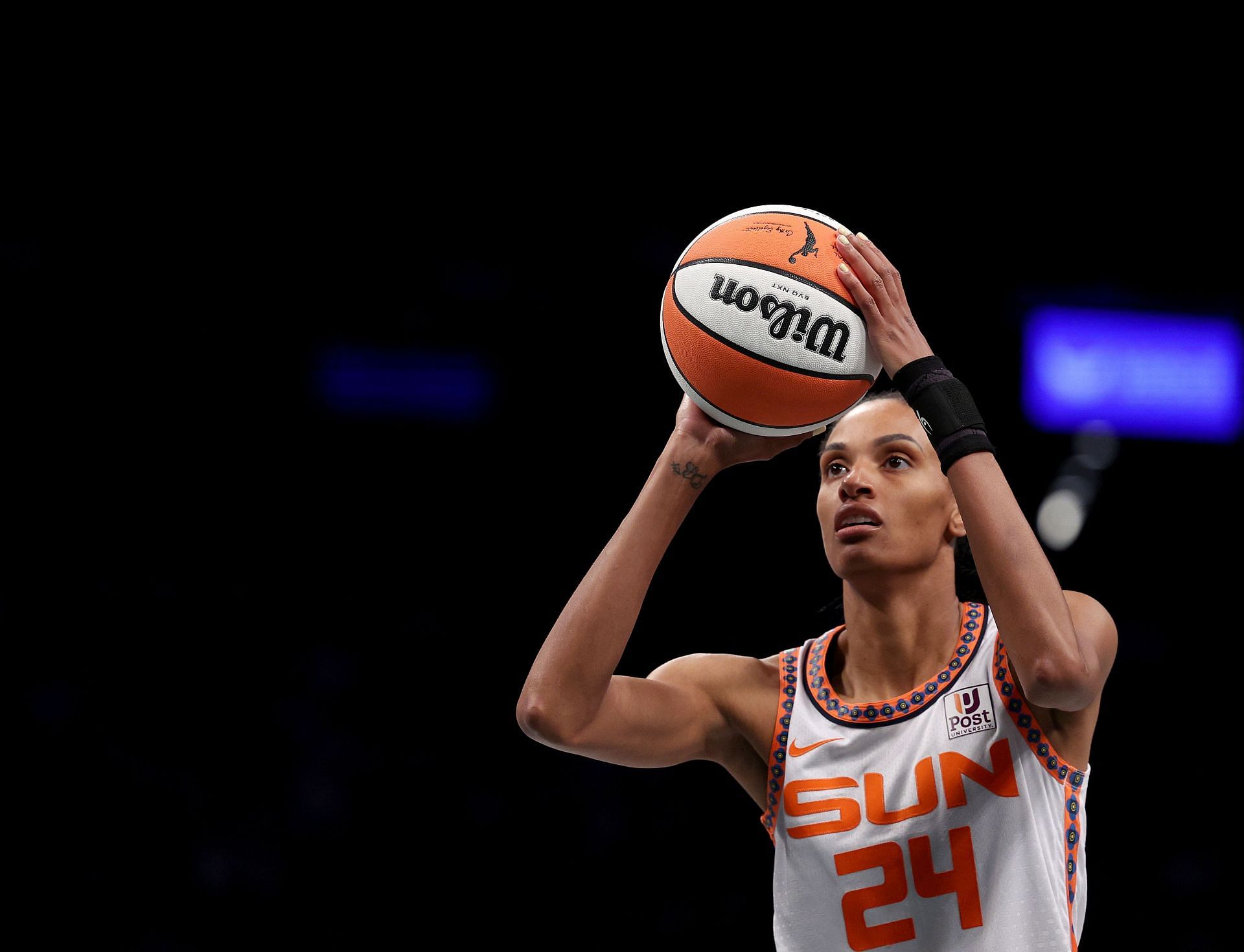 Connecticut Sun vs Dallas Wings WNBA 2023 odds, predictions, rosters
