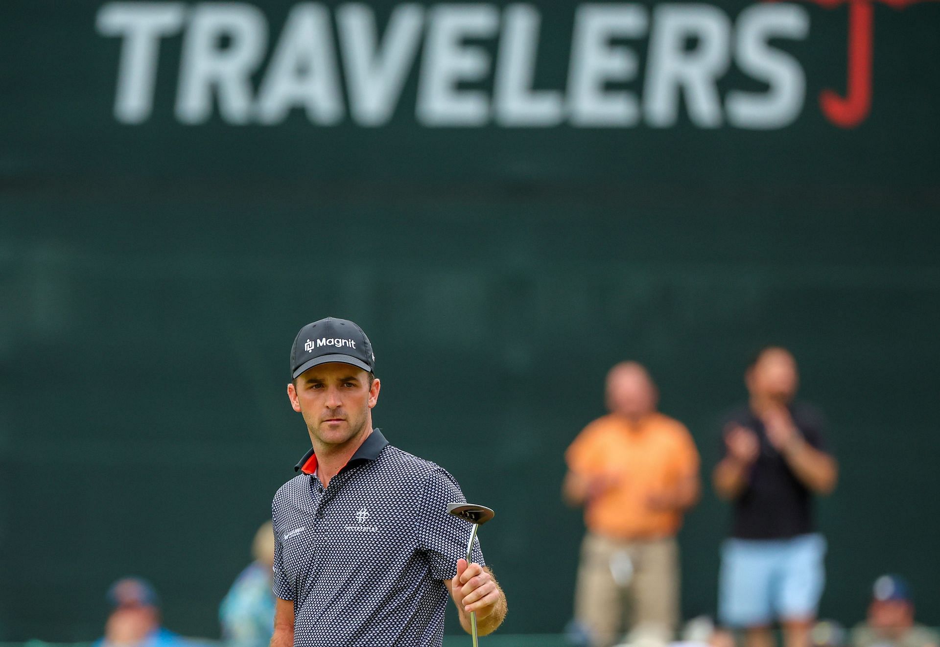Who is leading the 2023 Travelers Championship after day 2? Leaderboard