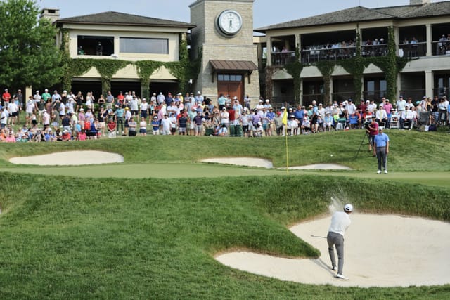 Amazing Rain Delay Sees Third Round Pushed To Sunday At The Memorial Tournament Picture in HD Amazing Rain Delay Sees Third Round Pushed To Sunday At The Memorial Tournament Picture in HD