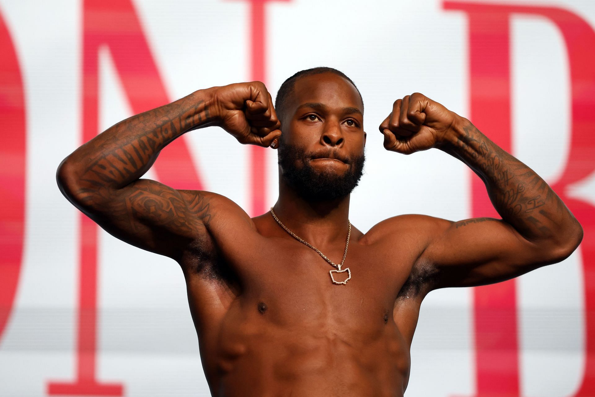 Le&#039;Veon Bell at Jake Paul v Anderson Silva - Weigh-in