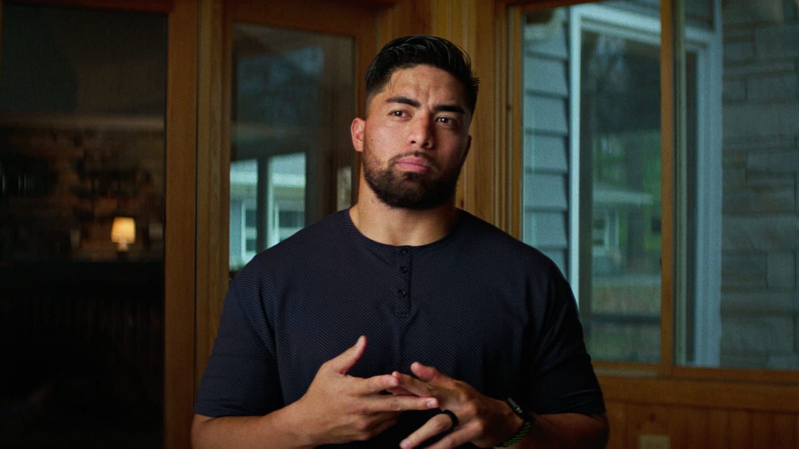 Former linebacker and Notre Dame star Manti Te
